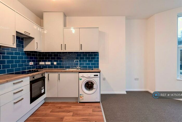 2 Bedroom Flat To Rent In Athelstan Road, Margate, CT9