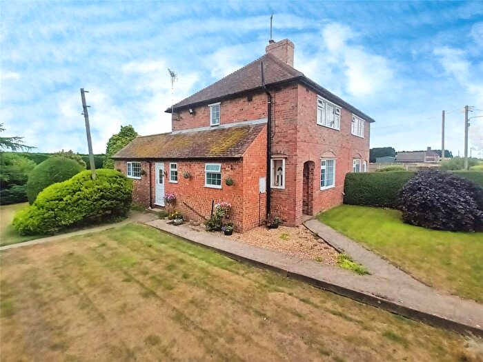 3 Bedroom Semi-Detached House For Sale In Sluice Road, Saracens Head, Holbeach, PE12