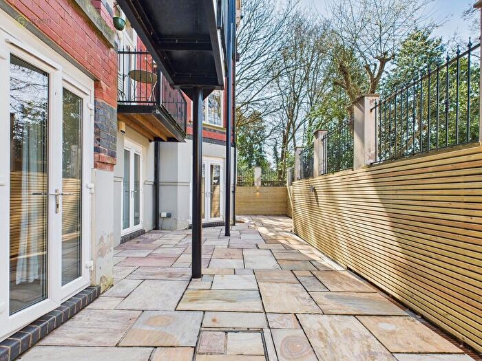 3 Bedroom Apartment For Sale In Anchorage Road, Sutton Coldfield, B74