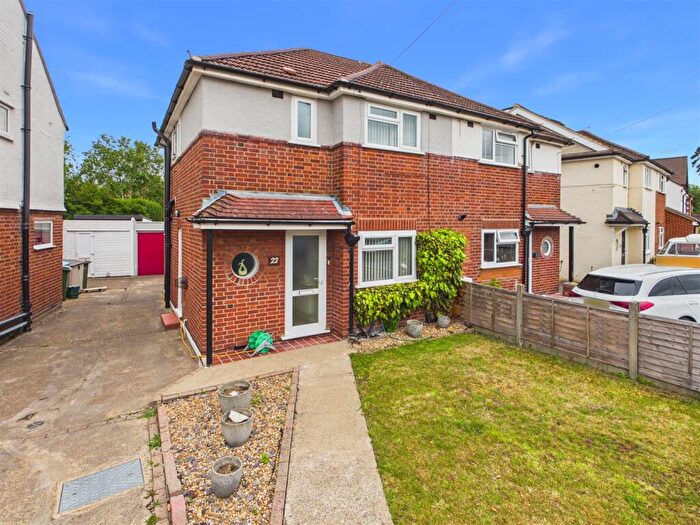 3 Bedroom Semi-Detached House For Sale In Pembroke Avenue, Hersham, KT12