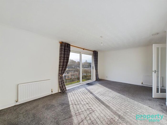 2 Bedroom Flat To Rent In Douglasdale, East Kilbride, South Lanarkshire, G74