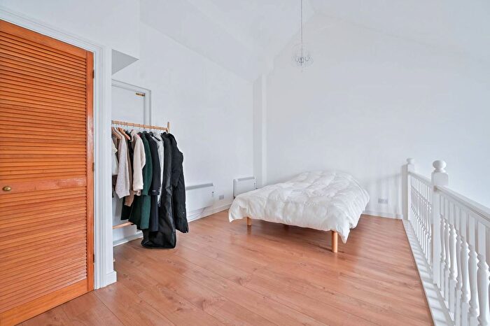 1 Bedroom Flat To Rent In Finland Street, Canada Water, London, SE16