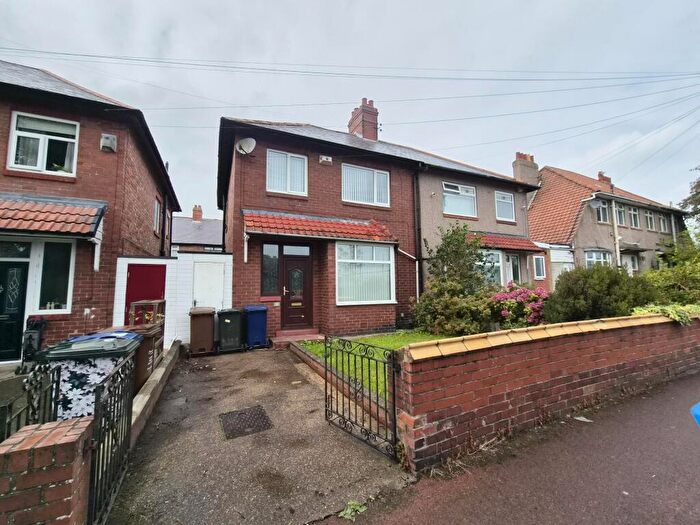 3 Bedroom Bungalow To Rent In Beadling Gardens, Fenham, Newcastle Upon Tyne, NE4