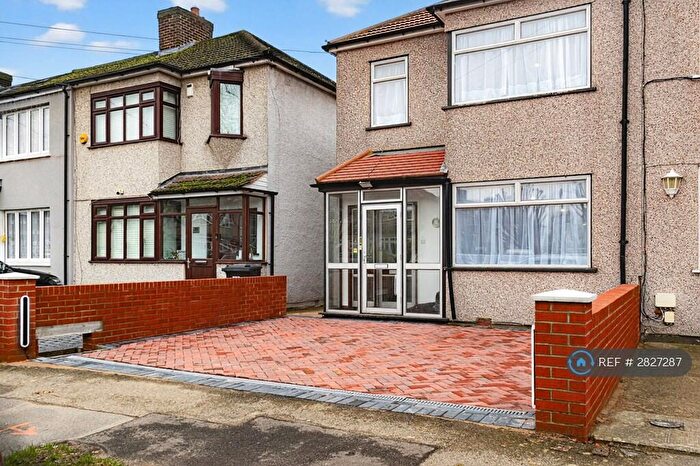 3 Bedroom Semi Detached House To Rent In Castle Avenue, Rainham, RM13