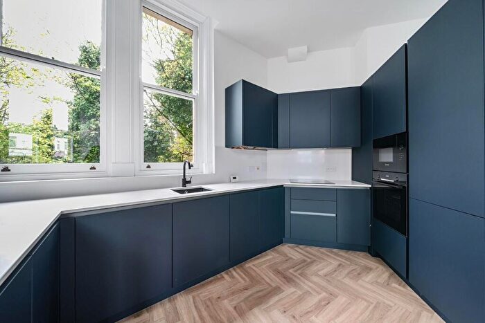 2 Bedroom Flat To Rent In Walkden Road, Worsley, M28