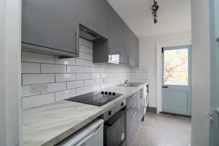 1 Bedroom Flat To Rent In Ditchling Rise, Brighton, BN1