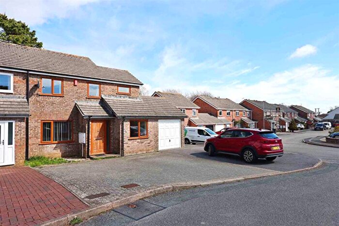 4 Bedroom End Of Terrace House For Sale In Penlee Park, Torpoint, Cornwall, PL11