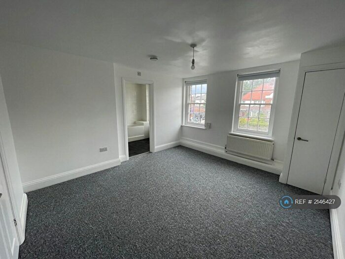 1 Bedroom Flat To Rent In Shooters Hill Road, London, SE3