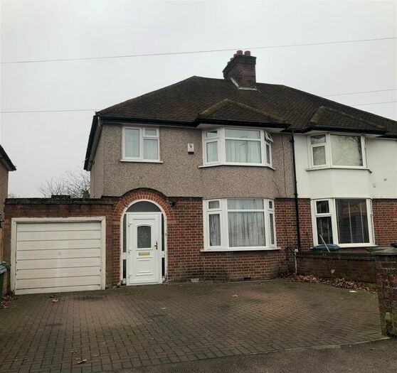 3 Bedroom Semi-Detached House To Rent In Bushey Mill Lane, Watford, WD24