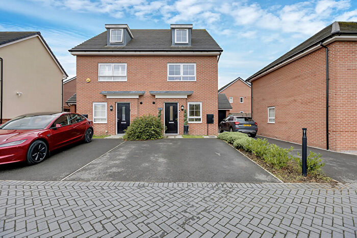 4 Bedroom Town House For Sale In Northwich, Cheshire, CW9
