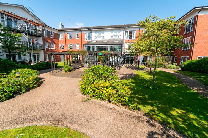 2 Bedroom Apartment For Sale In Willowmere, Middlewich, CW10