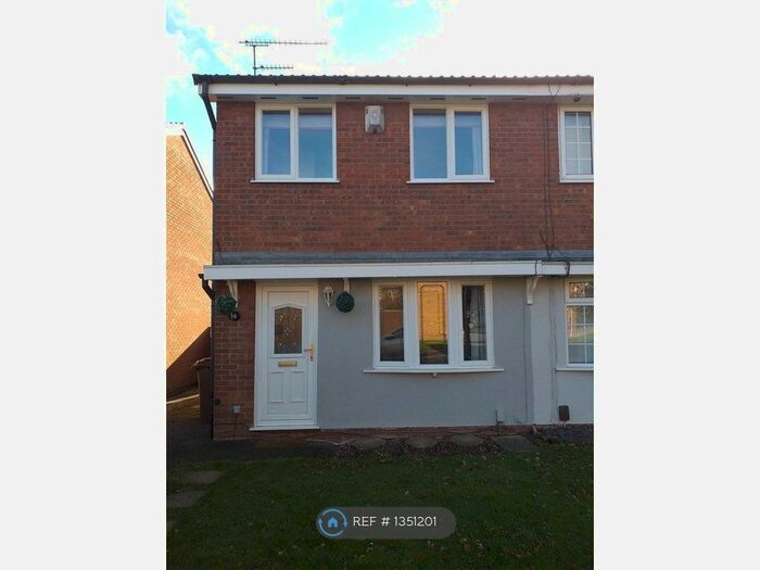 2 Bedroom Semi-Detached House To Rent In Weaver Drive, Stafford, ST17