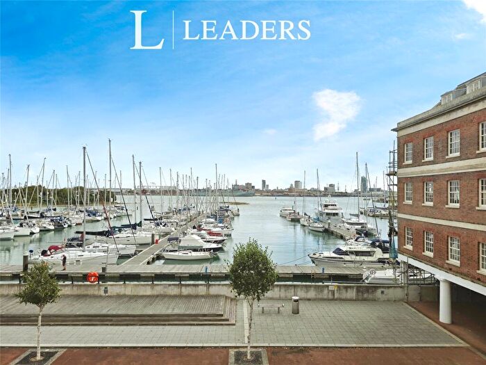 1 Bedroom Apartment For Sale In Weevil Lane, Gosport, Hampshire, PO12