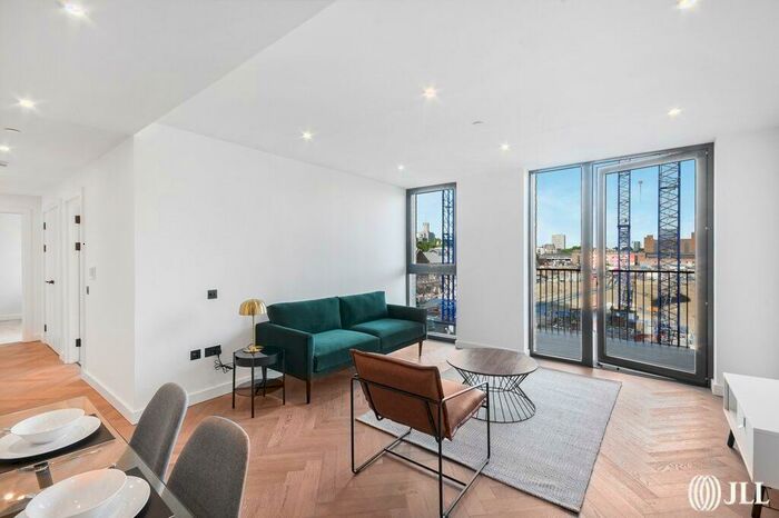 2 Bedroom Flat To Rent In Merino Gardens, London, E1W