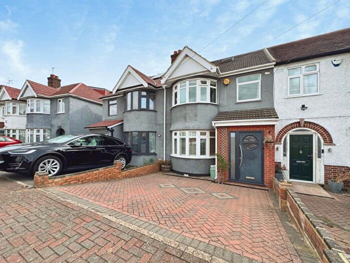 4 Bedroom House For Sale In Church Drive, London, NW9