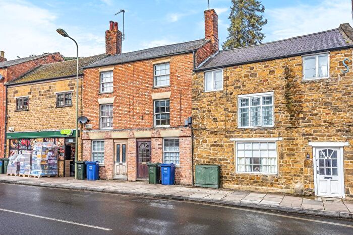 2 Bedroom Apartment To Rent In Banbury, Oxfordshire, OX16