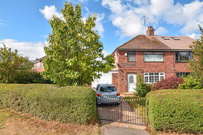 3 Bedroom Semi-Detached House For Sale In Morland Avenue, Bromborough, CH62