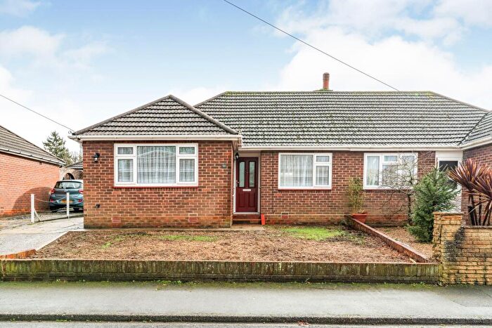 2 Bedroom Bungalow To Rent In Julian Road, SO19