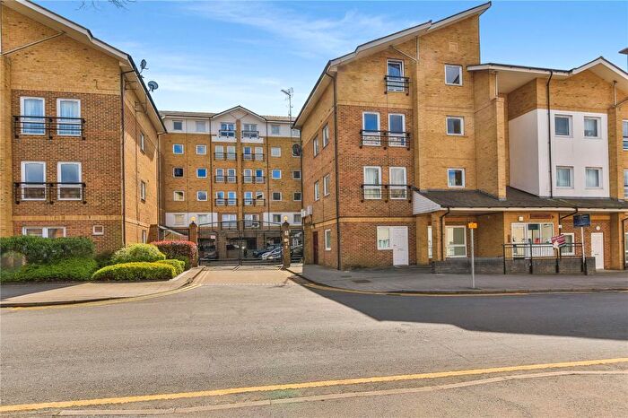 2 Bedroom Flat For Sale In Melbourne Road, Wallington, SM6