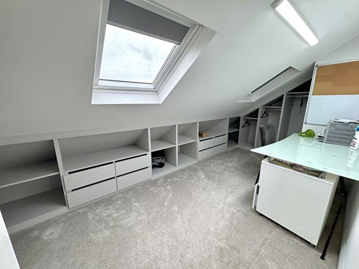 4 Bedroom Terraced House To Rent In Victoria Road, Windsor, SL4