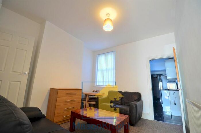 3 Bedroom Terraced House To Rent In Flexible Start Date Westminster Road, Student Property - Selly Oak, Birmingham, B29