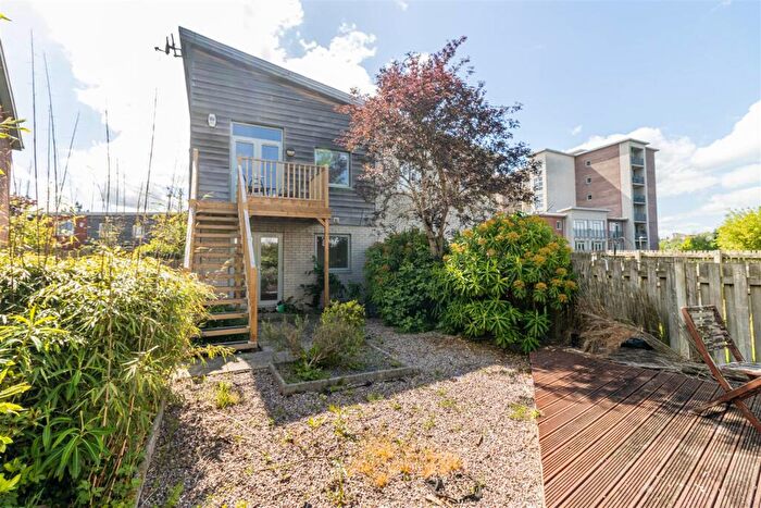 3 Bedroom House To Rent In Christmas Place, Gateshead, NE8