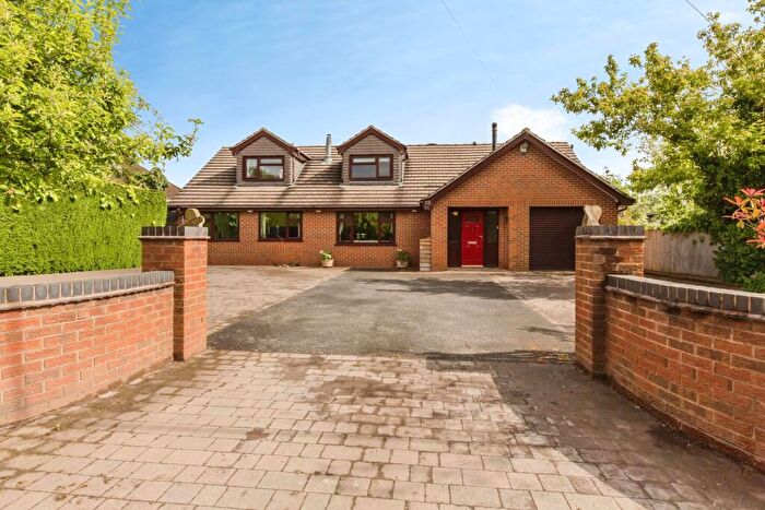 6 Bedroom Detached House For Sale In Sydney Road, Crewe, CW1