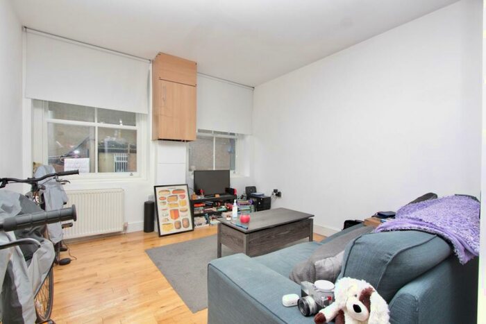 1 Bedroom Property To Rent In Stoke Newington High Street, London, N16