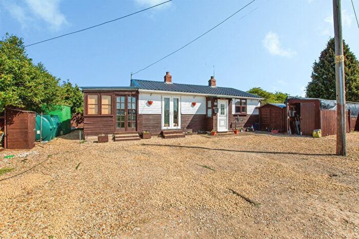 2 Bedroom Detached Bungalow For Sale In Lowgate, Holbeach, Spalding, PE12