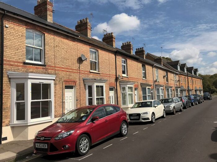 2 Bedroom Terraced House To Rent In Wilfred Road, Taunton, TA1