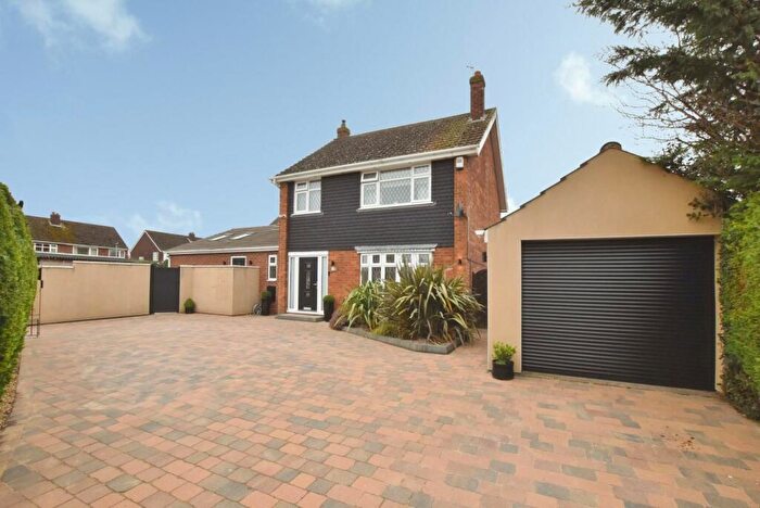 4 Bedroom Detached House For Sale In Cambridge Avenue, Scunthorpe, DN16