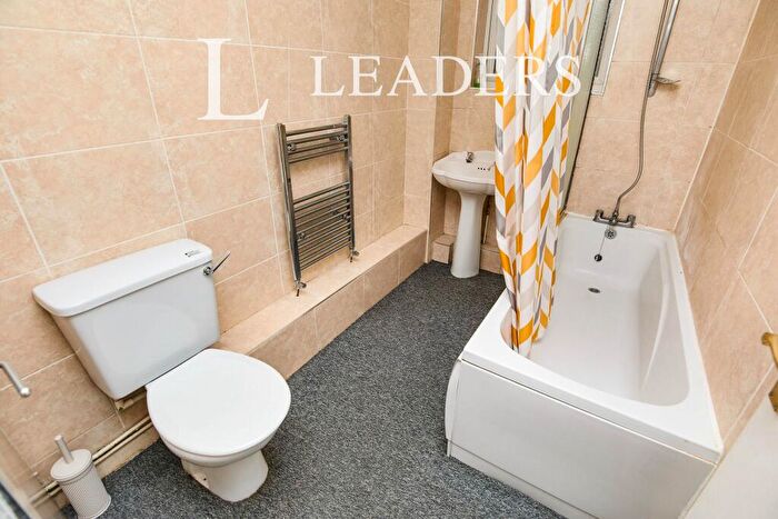 2 Bedroom Apartment To Rent In Barley Close, DE21