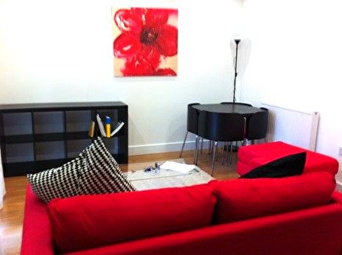 1 Bedroom Flat To Rent In Christian Street, London, E1