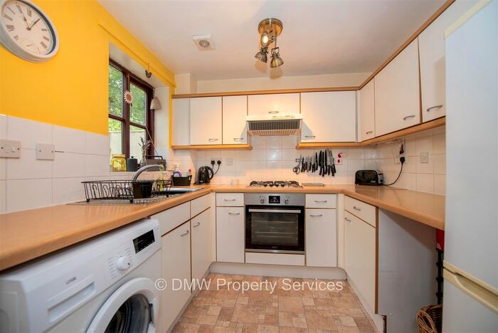 2 Bedroom End Of Terrace House To Rent In Astley Drive, Mapperley, Nottingham, NG3