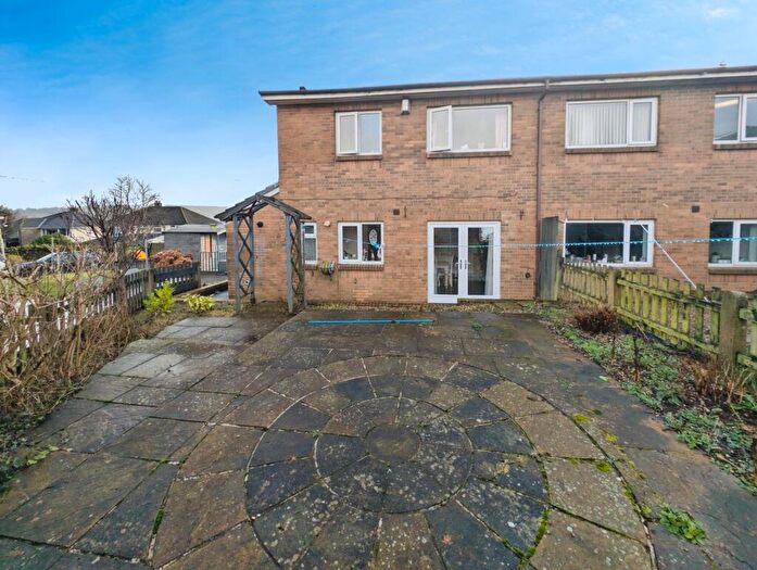 3 Bedroom Semi-Detached House For Sale In Highlands Lane, Halifax, West Yorkshire, HX2