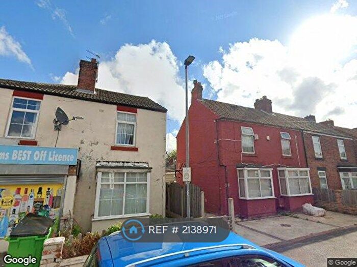 3 Bedroom Semi-Detached House To Rent In Oxford Street, Rotherham, S65