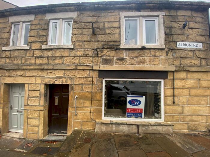 Property To Rent In The Green, Bradford BD10