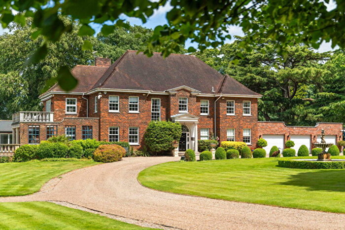 5 Bedroom Detached House For Sale In Great Warley, Brentwood, CM13