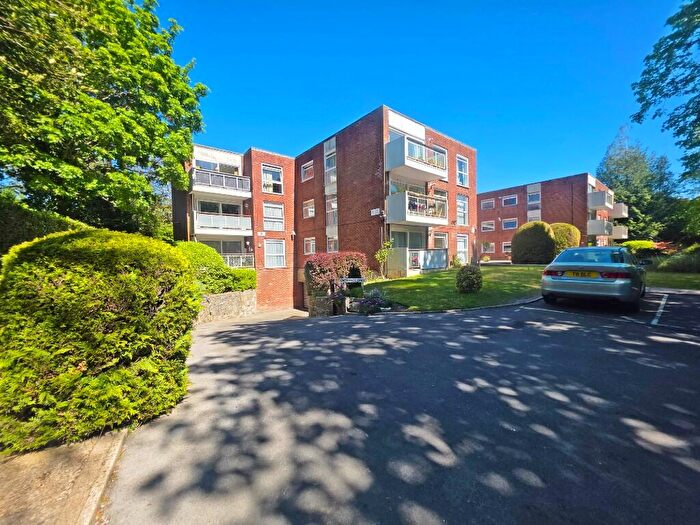 3 Bedroom Apartment For Sale In Wellington Road, Bournemouth, Dorset, BH8