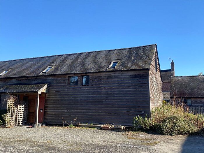 2 Bedroom End Of Terrace House To Rent In Llwyncoch Barns, Bettws Cedewain, Newtown, Powys, SY16