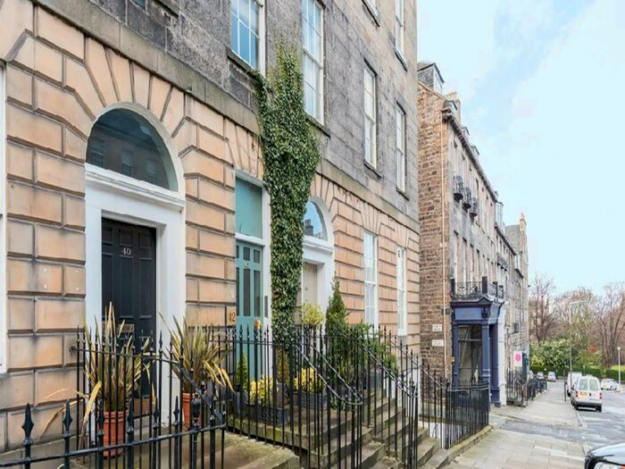 3 Bedroom Flat To Rent In Dublin Street, New Town, Edinburgh, EH3