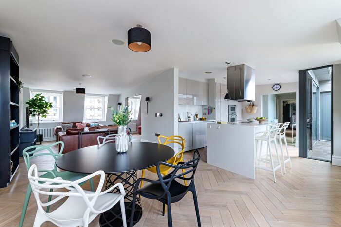 3 Bedroom Property For Sale In Broad Court, Covent Garden, WC2B