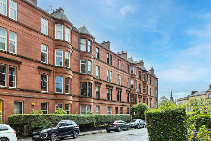 3 Bedroom Flat To Rent In Jedburgh Gardens, North Kelvinside, Glasgow, G20