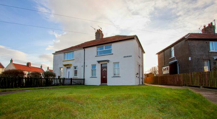 3 Bedroom Semi-Detached House For Sale In West End Road, Tweedmouth, Berwick Upon Tweed, TD15
