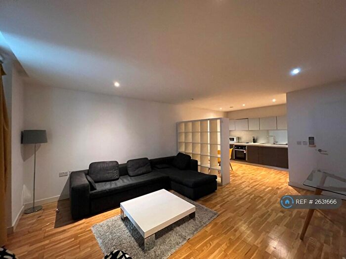 1 Bedroom Flat To Rent In Piccadilly Place, Manchester, M1
