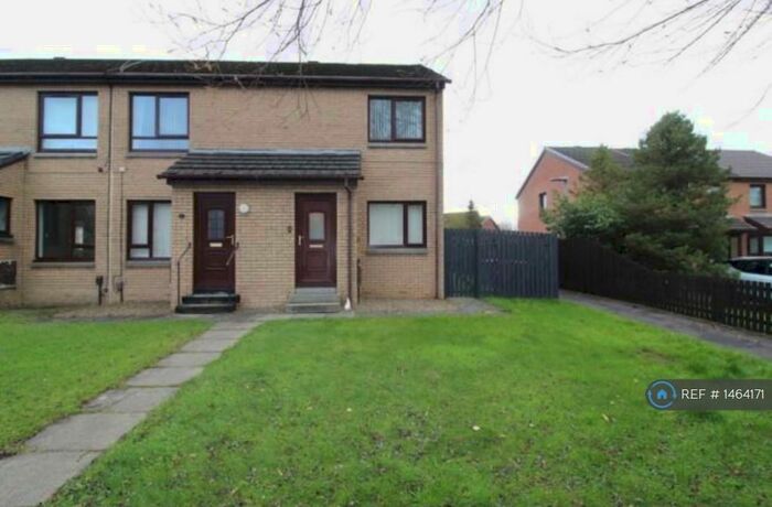 2 Bedroom Flat To Rent In Lochlibo Court, Girdle Toll, Irvine, KA11