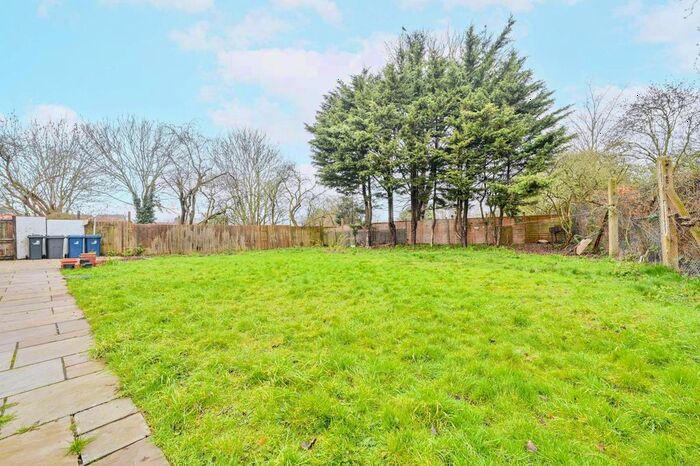 5 Bedroom Semi Detached House To Rent In Moyne Place, West Twyford, London, NW10