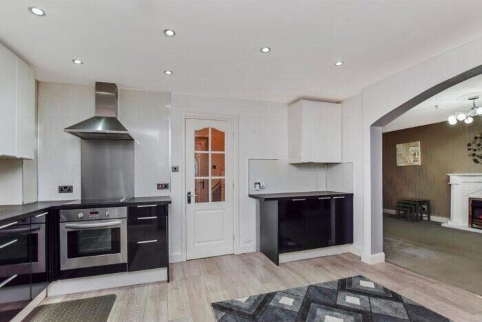 3 Bedroom Terraced House For Sale In Syme Place, Rosyth, Dunfermline, KY11