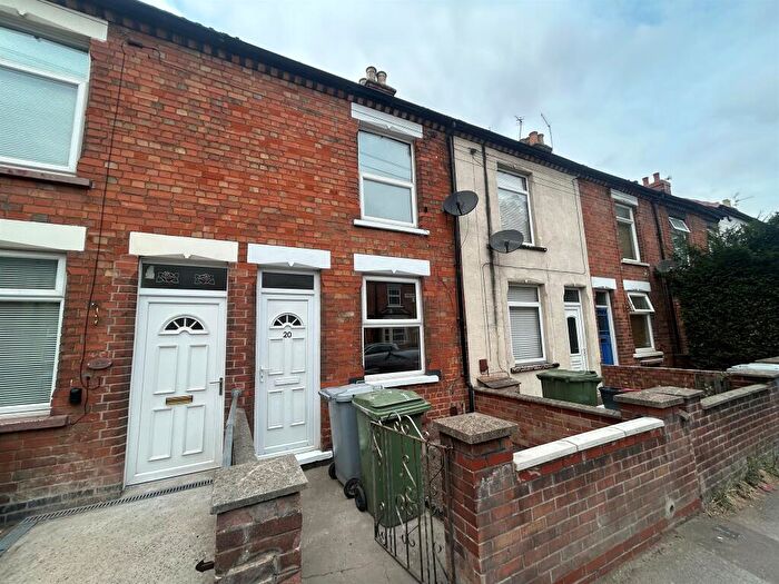2 Bedroom Terraced House For Sale In Bowbridge Road, Newark, NG24