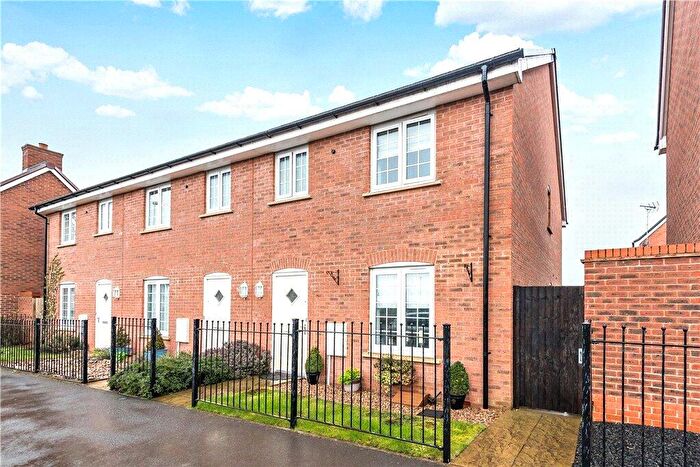 3 Bedroom End Of Terrace House To Rent In Santa Cruz Avenue, Newton Leys, Bletchley, Milton Keynes, MK3